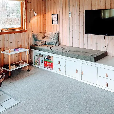 度假居 6 Person Holiday In